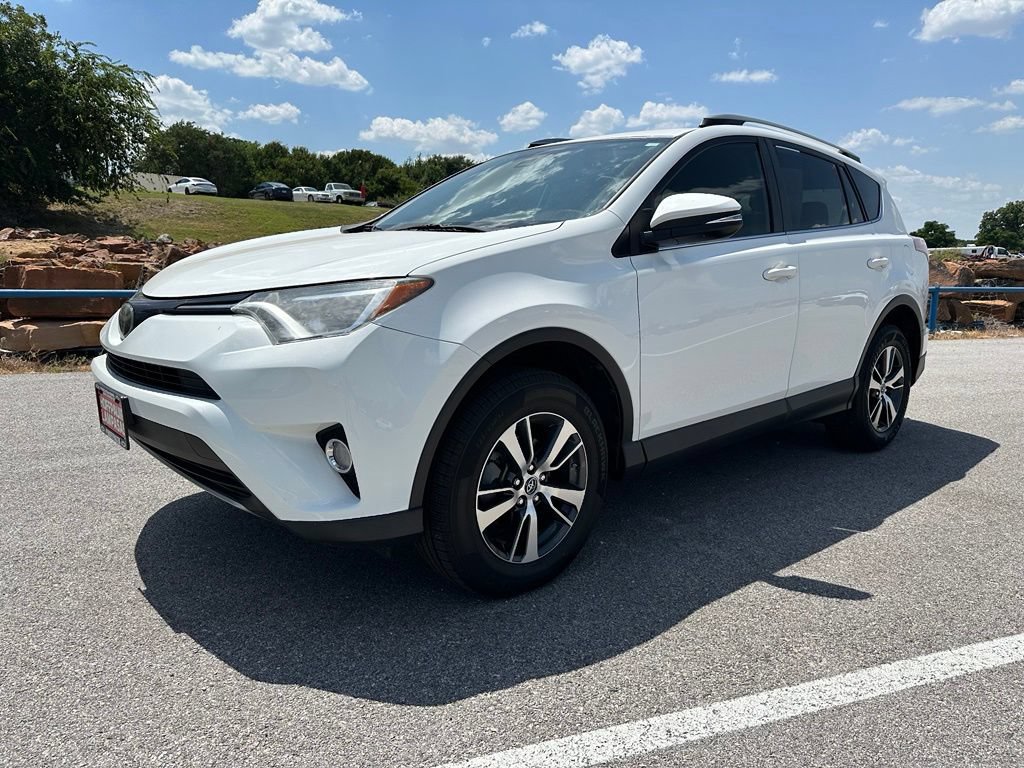 2018 Toyota RAV4 XLE