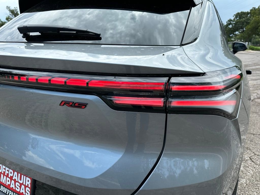 2025 Chevrolet Equinox EV RS - Photo 8