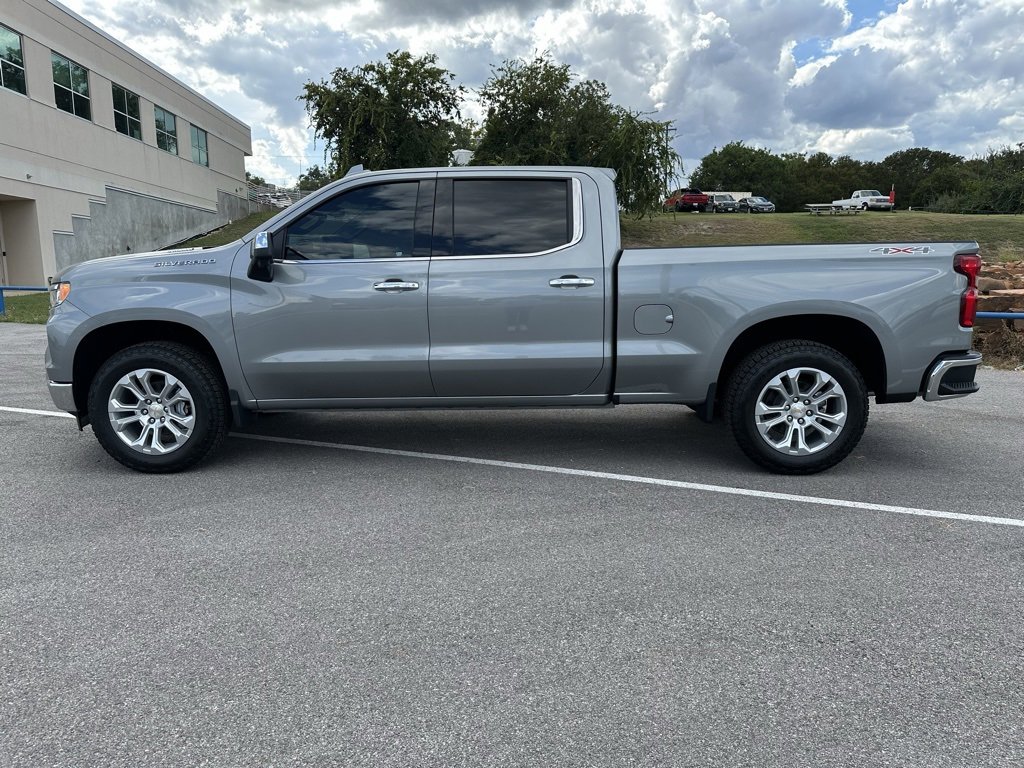 2026 Chevrolet Silverado 1500 LTZ photo 2