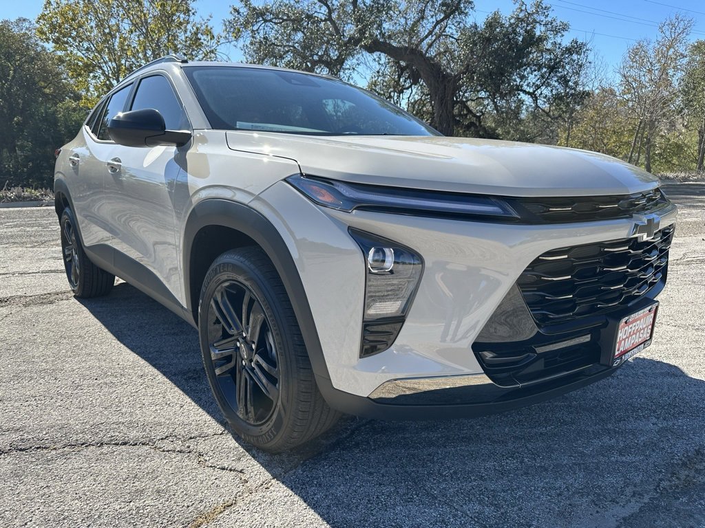 2026 Chevrolet Trax ACTIV photo 3