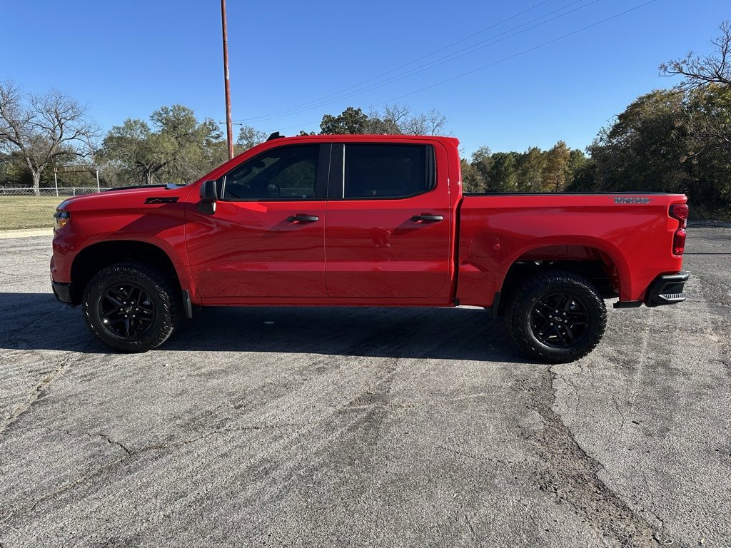2026 Chevrolet Silverado 1500 Custom Trail Boss photo 2