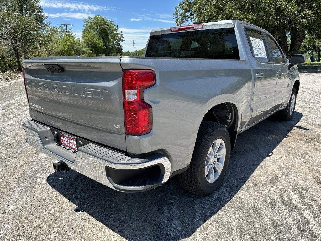 2025 Chevrolet Silverado 1500 LT photo 4