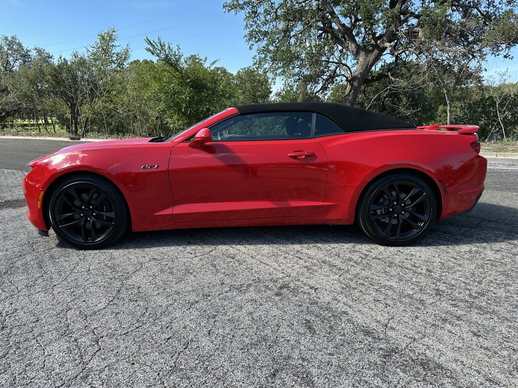 2023 Chevrolet Camaro LT1 photo 2