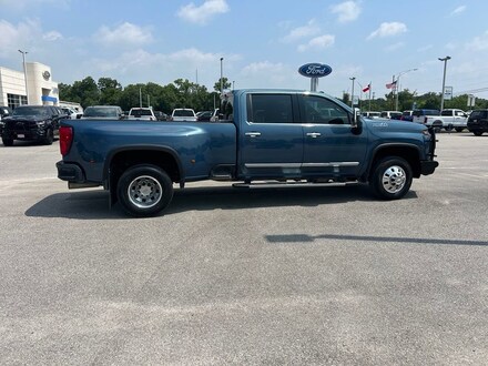 2025 Chevrolet Silverado 3500 HD High Country DRW Truck