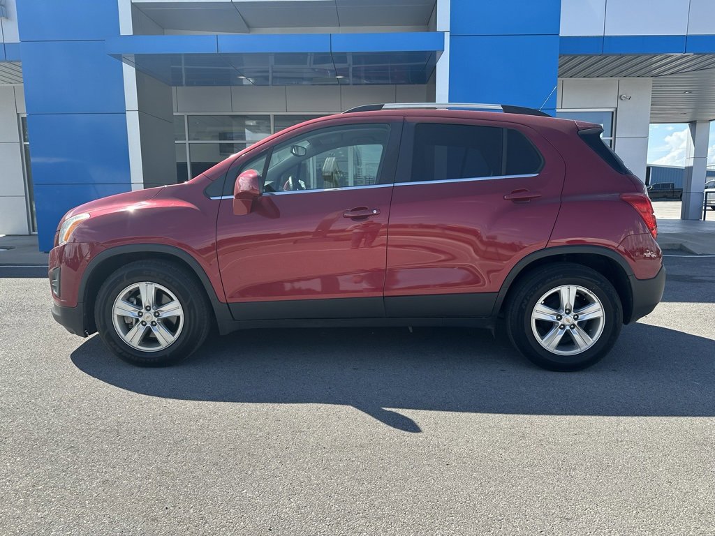 2015 Chevrolet Trax LT photo 2