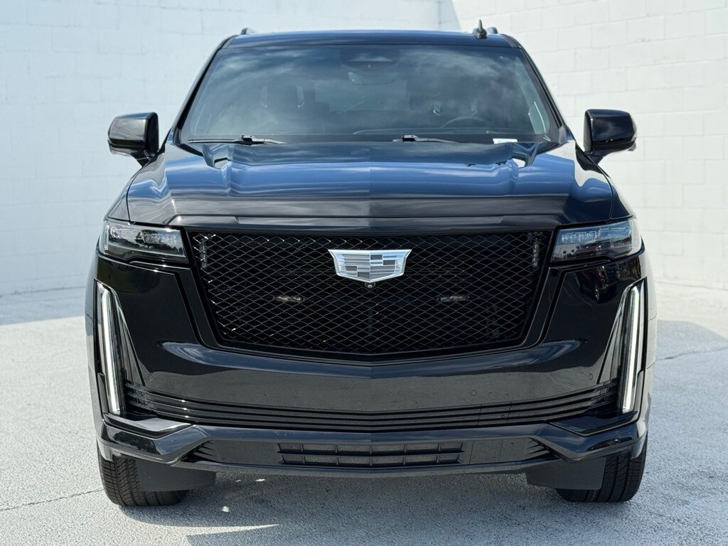 2021 Cadillac Escalade Sport Platinum photo 3