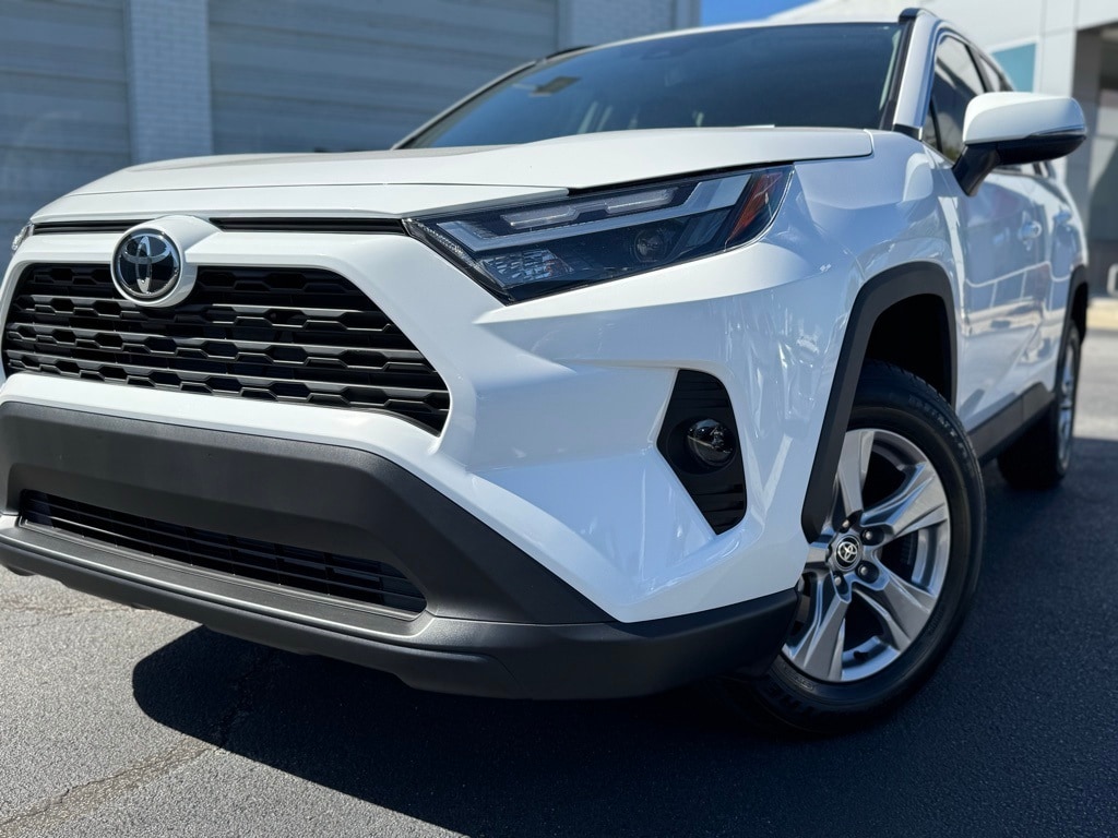 New 2025 Toyota RAV4 XLE SUV