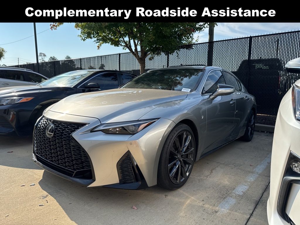 2023 Lexus IS 350 F SPORT photo 3