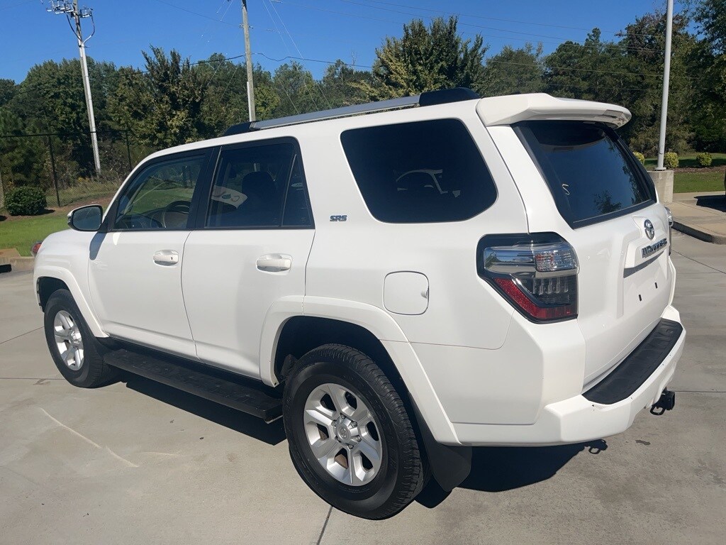 2024 Toyota 4Runner SR5 Premium photo 3
