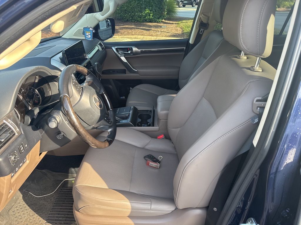 2023 Lexus GX 460 Premium photo 4