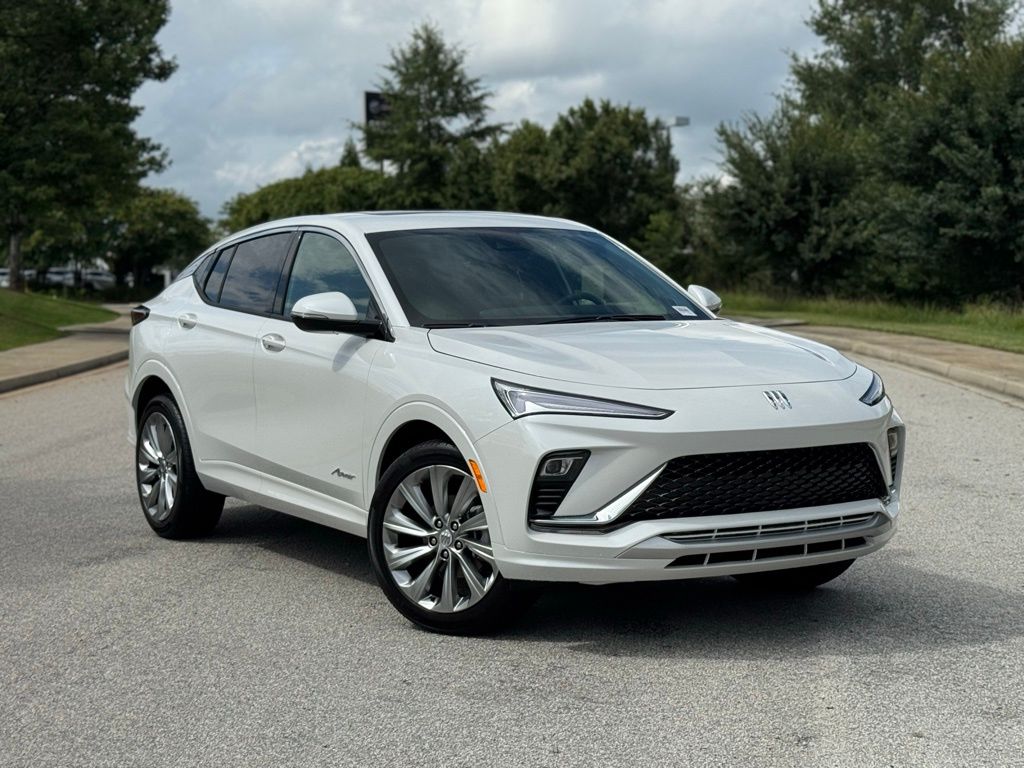 2025 Buick Envista Avenir photo 2