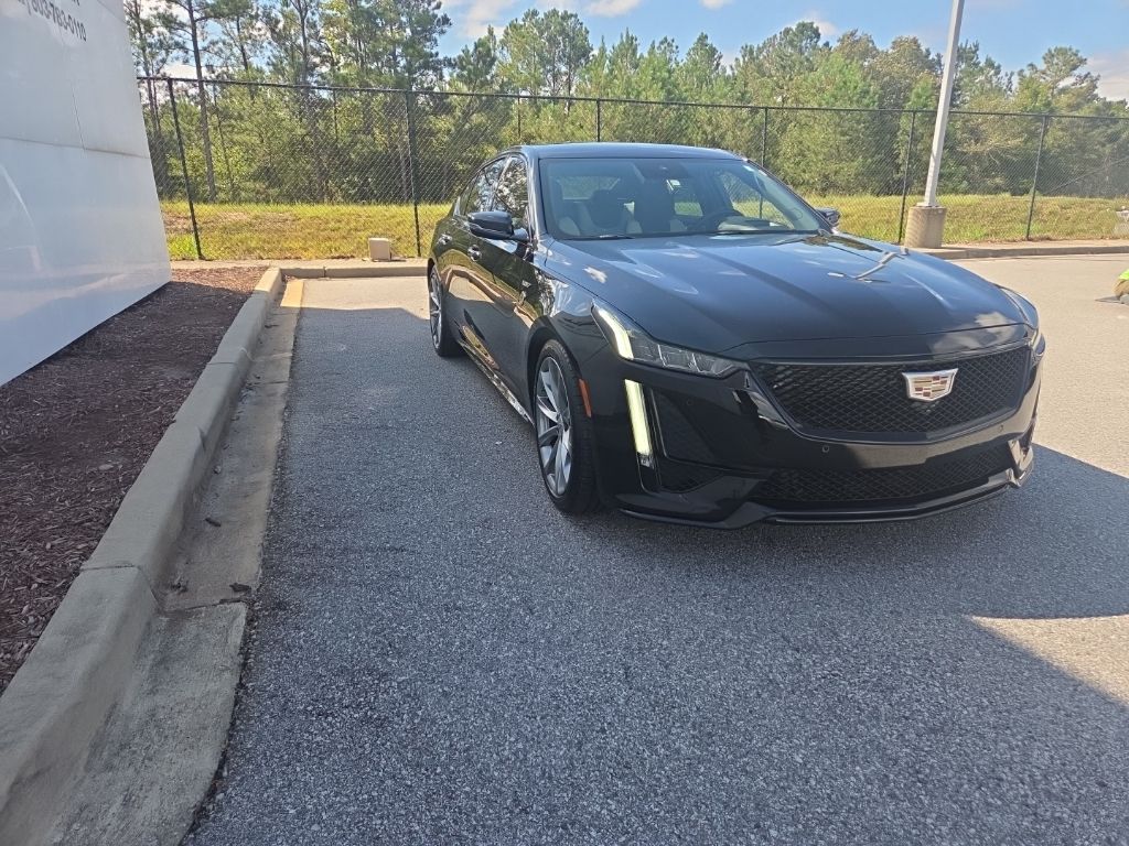 2024 Cadillac CT5 V photo 3