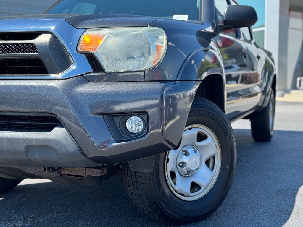 2013 Toyota Tacoma Base V6 photo 3