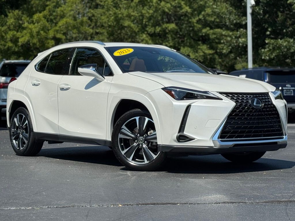 2023 Lexus UX 250h Premium photo 2