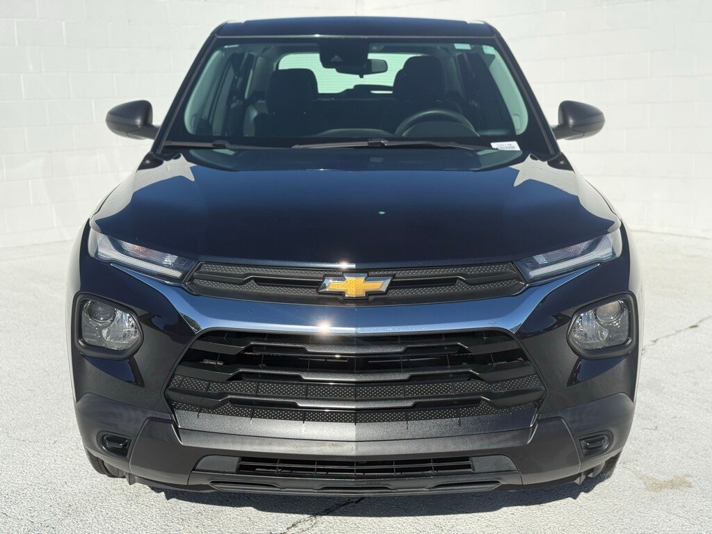 2021 Chevrolet Trailblazer LS photo 3