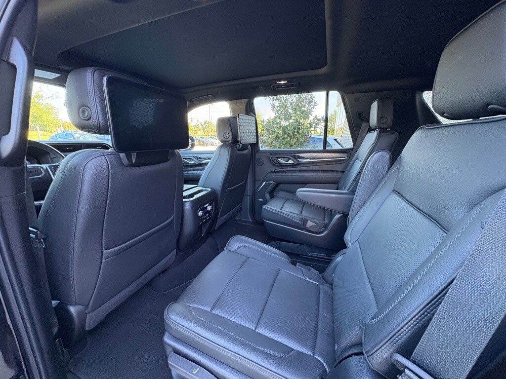 2024 Gmc Yukon Denali photo 2