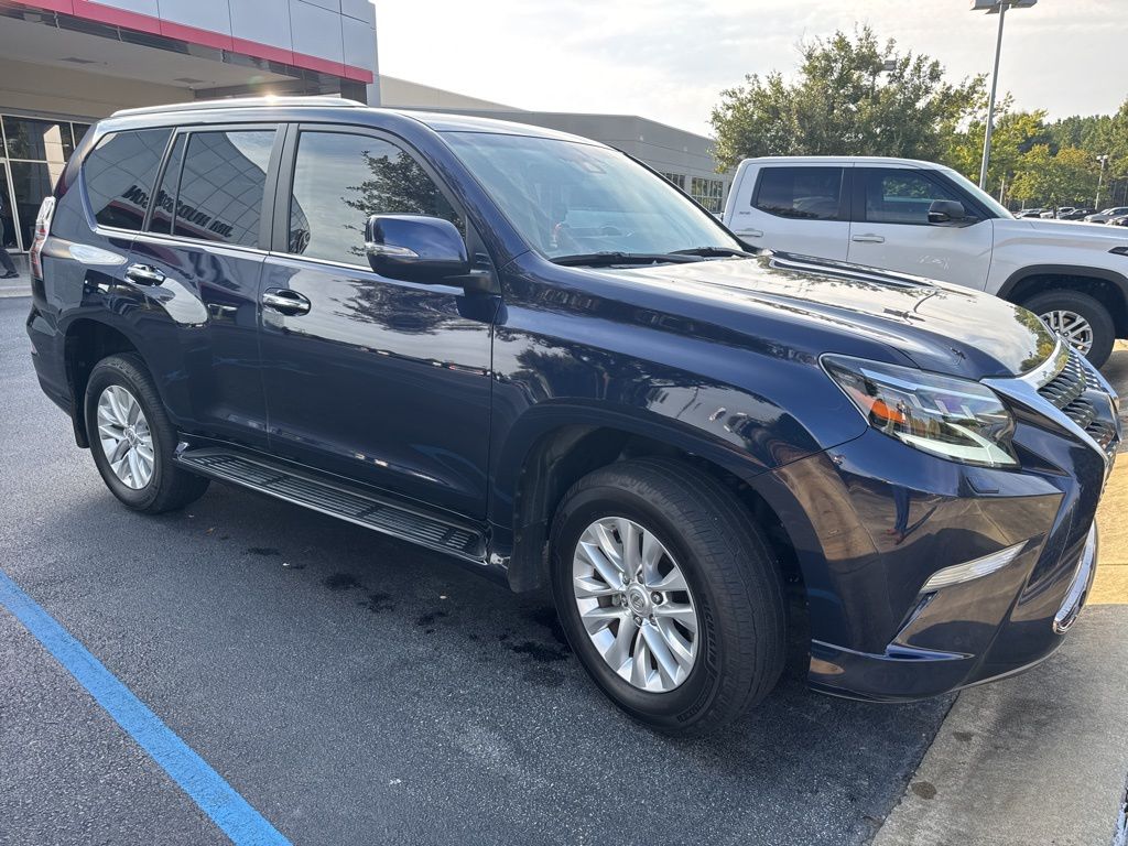 2023 Lexus GX 460 Premium photo 2