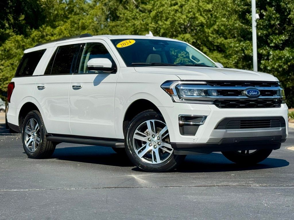2024 Ford Expedition Limited photo 2