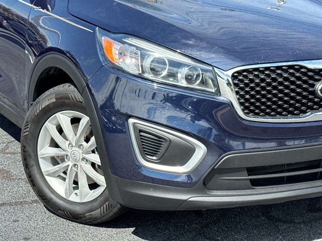 Used 2017 Kia Sorento 2.4L LX SUV