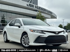 2022 Toyota Camry LE Sedan