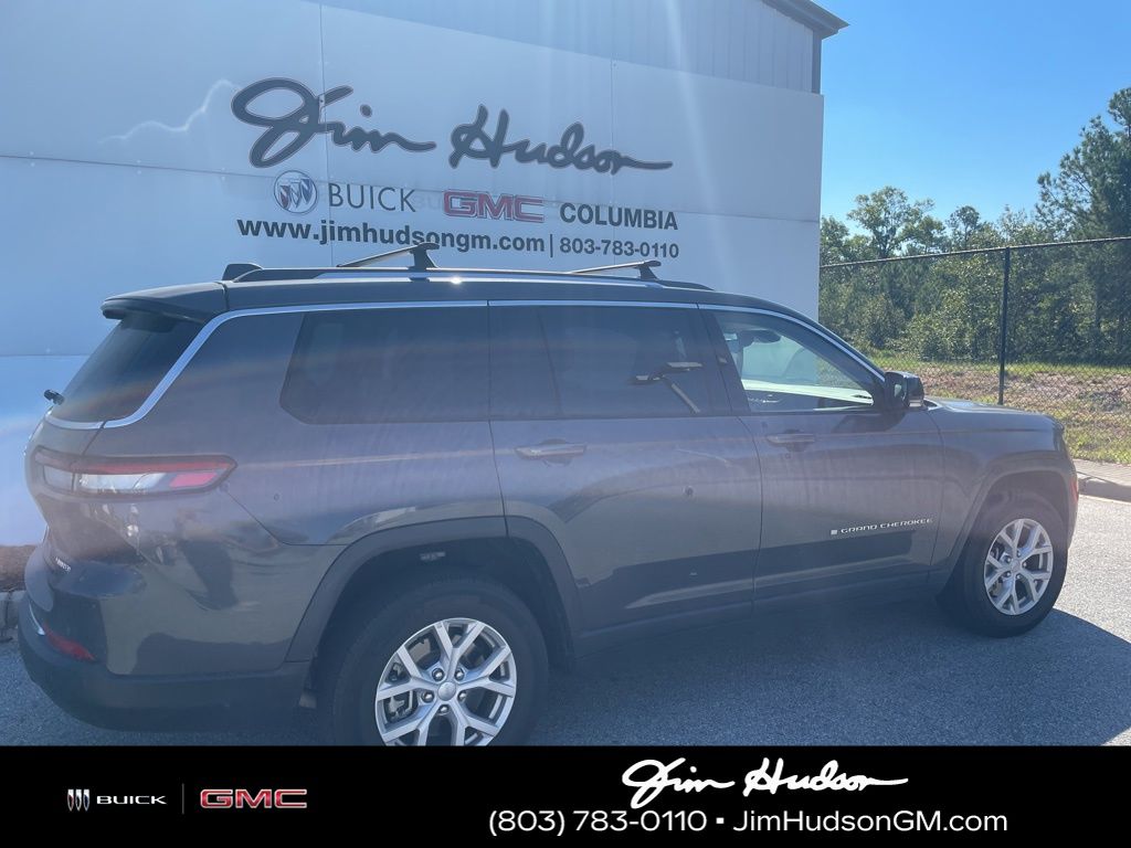 2022 Jeep Grand Cherokee Limited photo 2