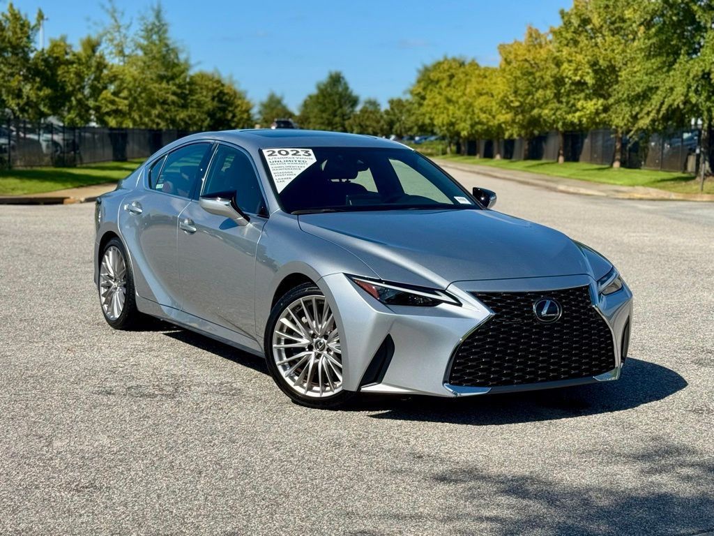 2023 Lexus IS 300 photo 2