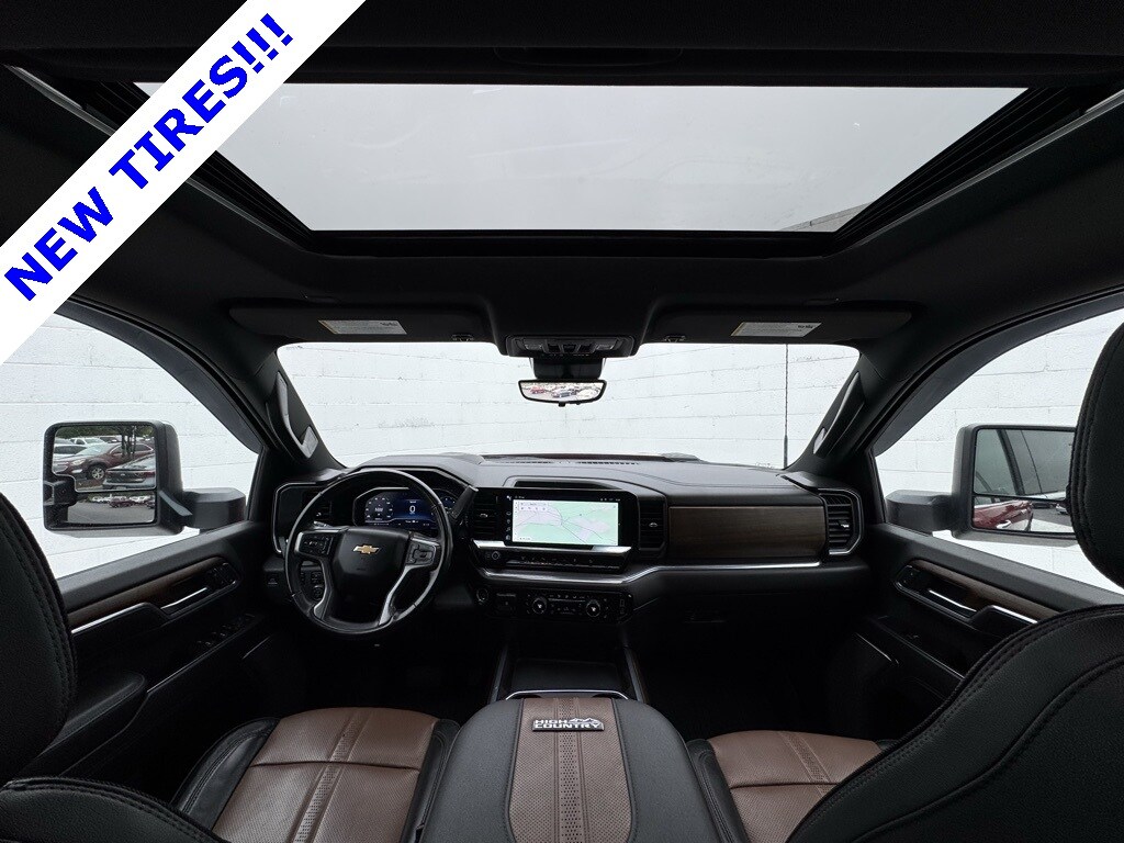 Used 2024 Chevrolet Silverado 2500 HD High Country Truck Crew Cab