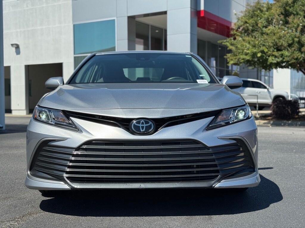 2023 Toyota Camry LE photo 2