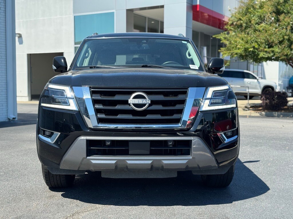 2023 Nissan Armada SV photo 3