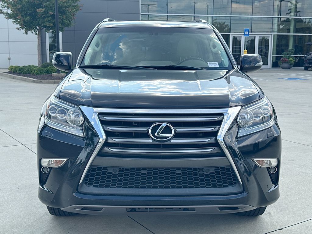 2016 Lexus GX 460 photo 4