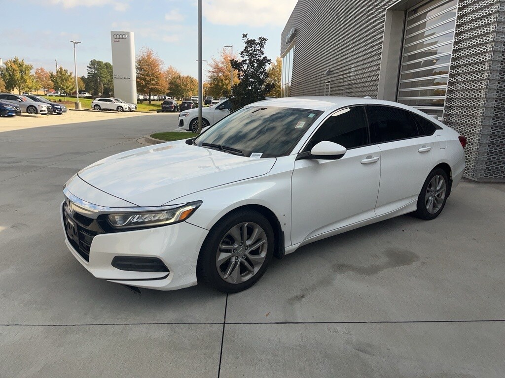 Used 2018 Honda Accord LX Sedan
