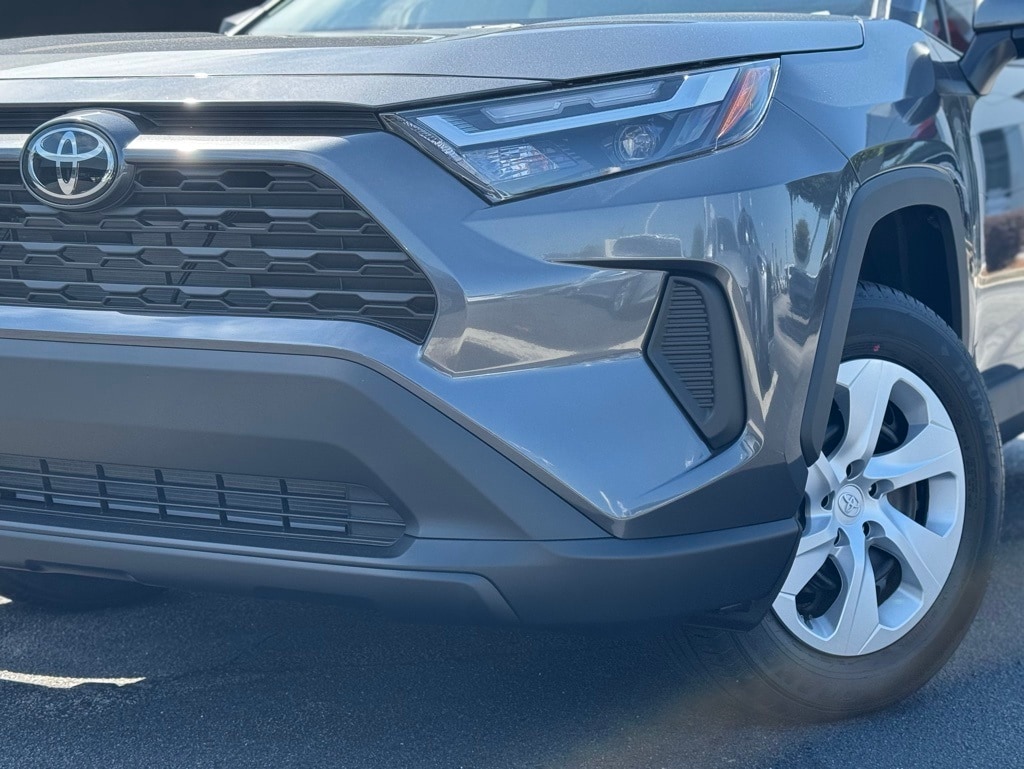 New 2025 Toyota RAV4 LE SUV