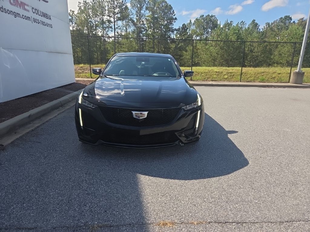2024 Cadillac CT5 V photo 2