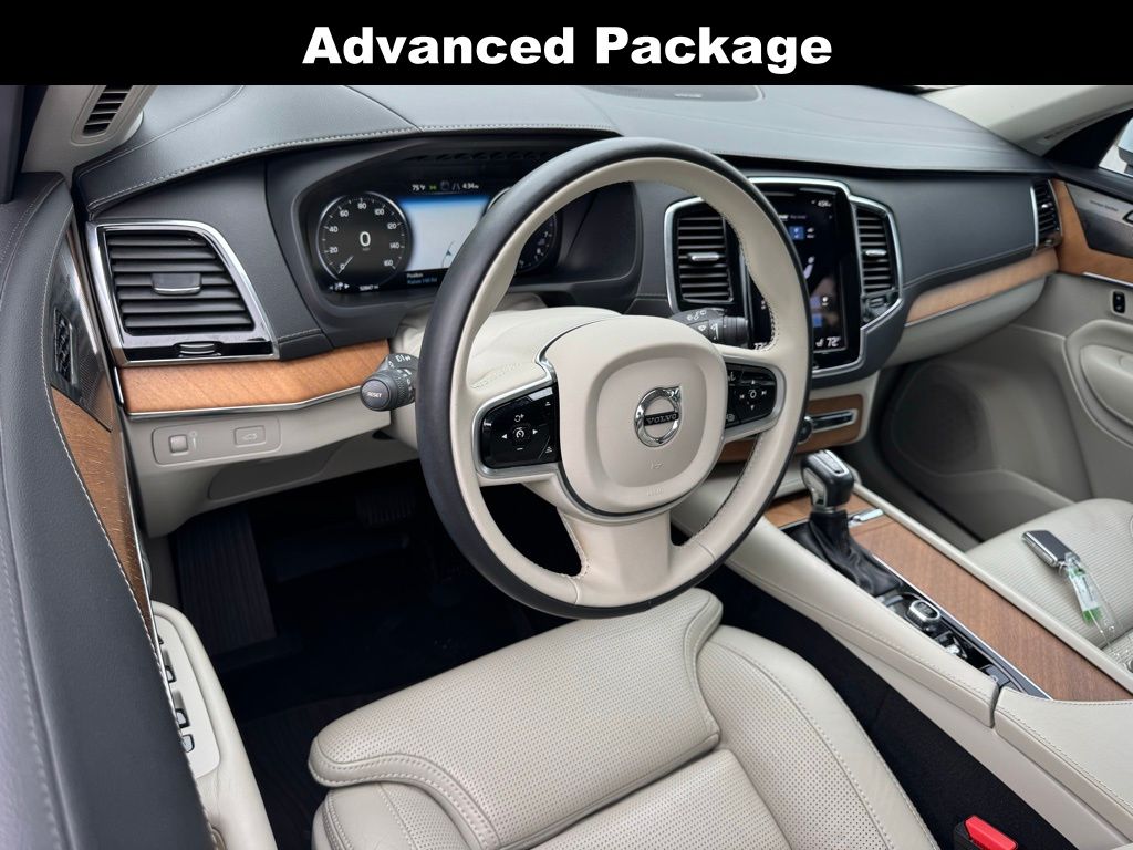 2020 Volvo XC90 T6 Inscription photo 2