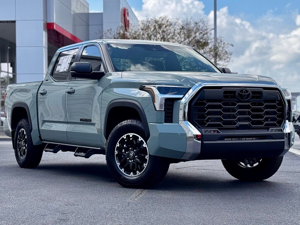 2025 Toyota Tundra SR5 photo 2