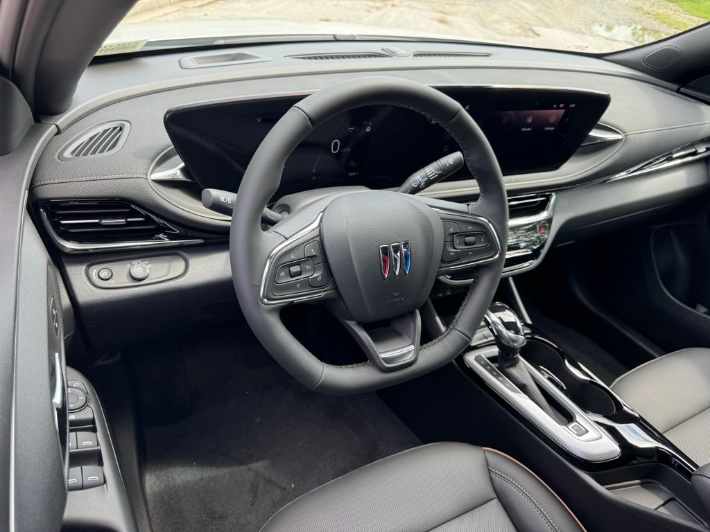 2025 Buick Envista Avenir photo 4