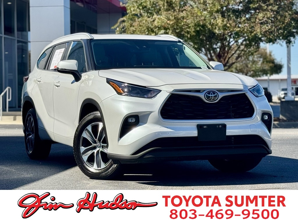 Used 2023 Toyota Highlander XLE SUV