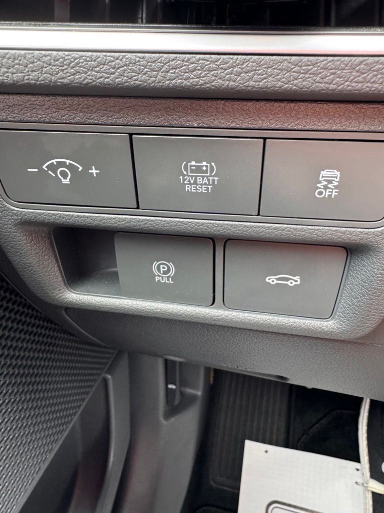 2025 Hyundai Sonata Hybrid SEL - Photo 22