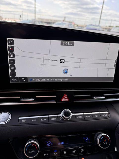 2024 Hyundai Elantra SEL - Photo 18