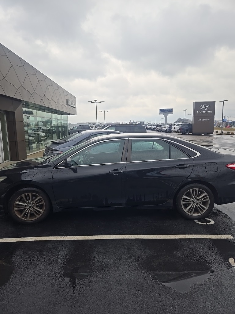 2016 Toyota Camry Special Edition