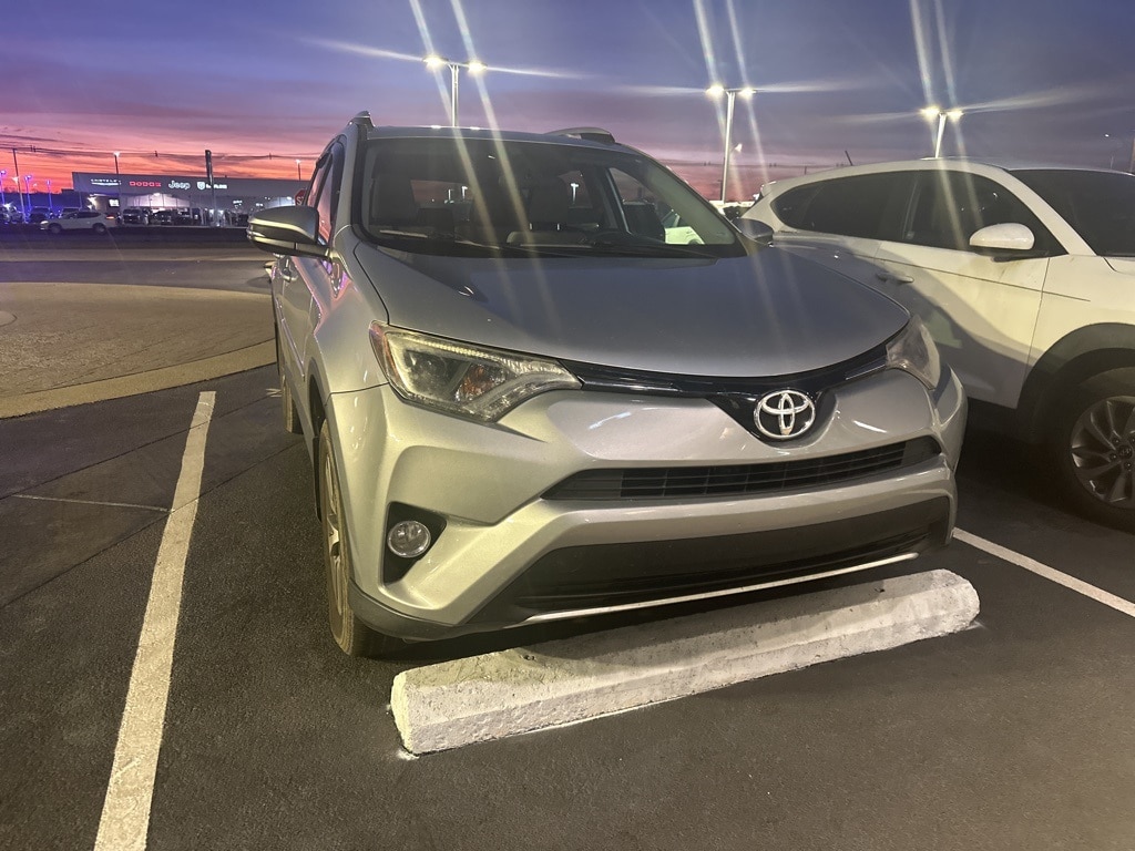 2016 Toyota RAV4 XLE