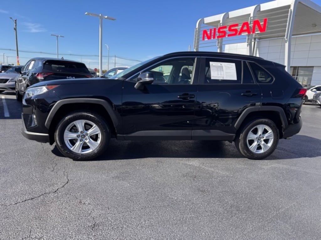 Used 2019 Toyota RAV4 XLE SUV