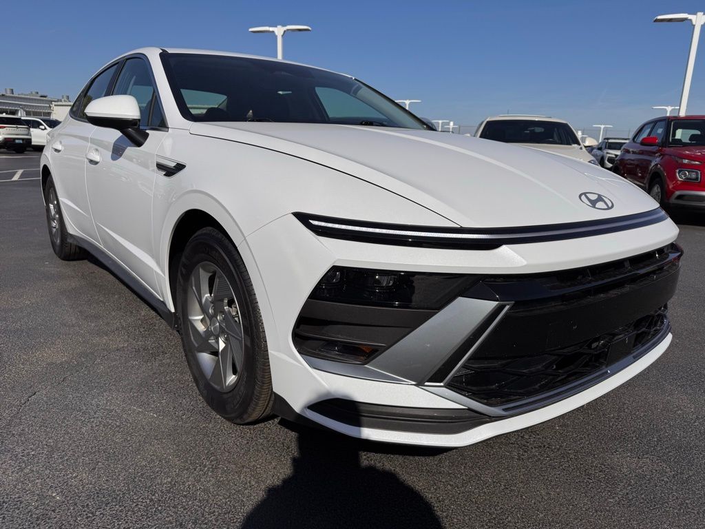 2025 Hyundai Sonata SE - Photo 7