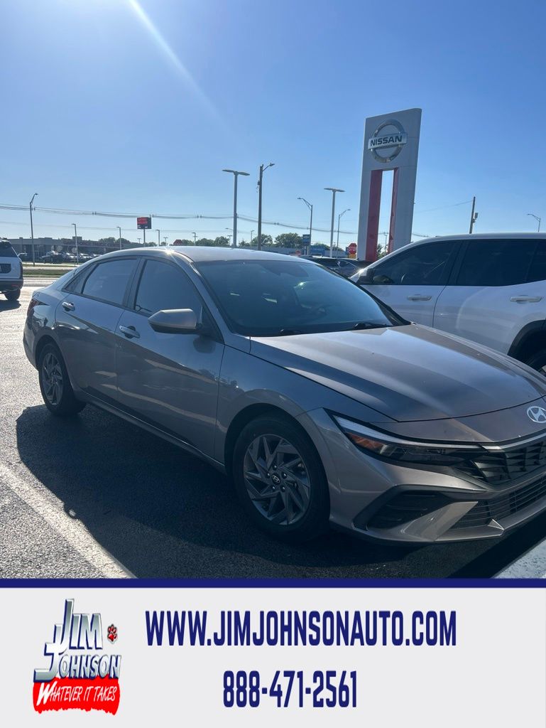 2024 Hyundai Elantra 2.0 SEL IVT's photo