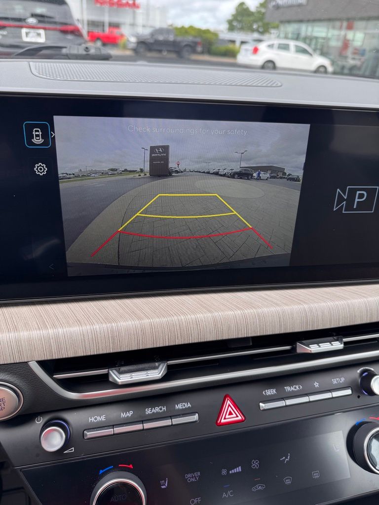 2025 Hyundai Sonata Hybrid SEL - Photo 18