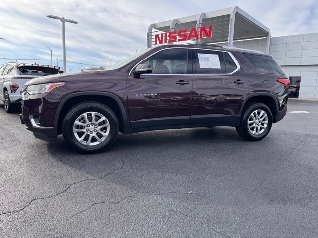 Used 2018 Chevrolet Traverse 1LT with VIN 1GNERGKW7JJ137963 for sale in Bowling Green, KY