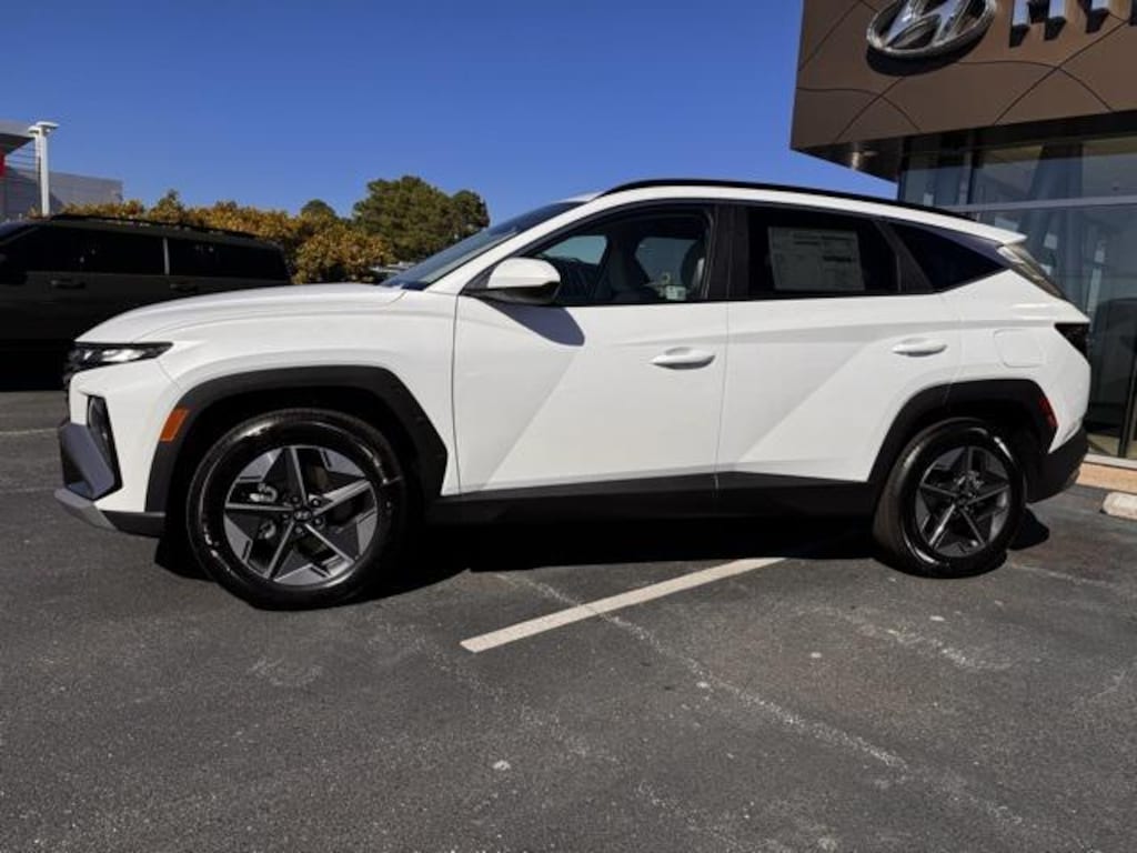 New 2025 Hyundai Tucson SEL AWD SUV