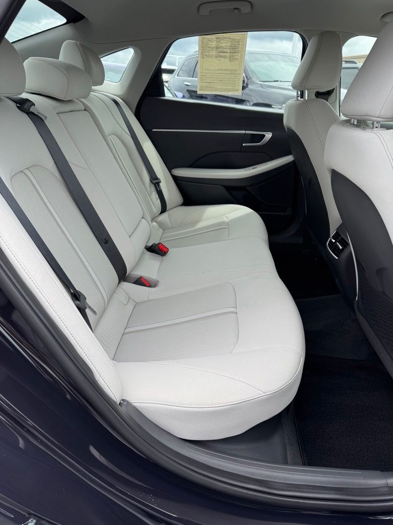 2025 Hyundai Sonata Hybrid SEL - Photo 13
