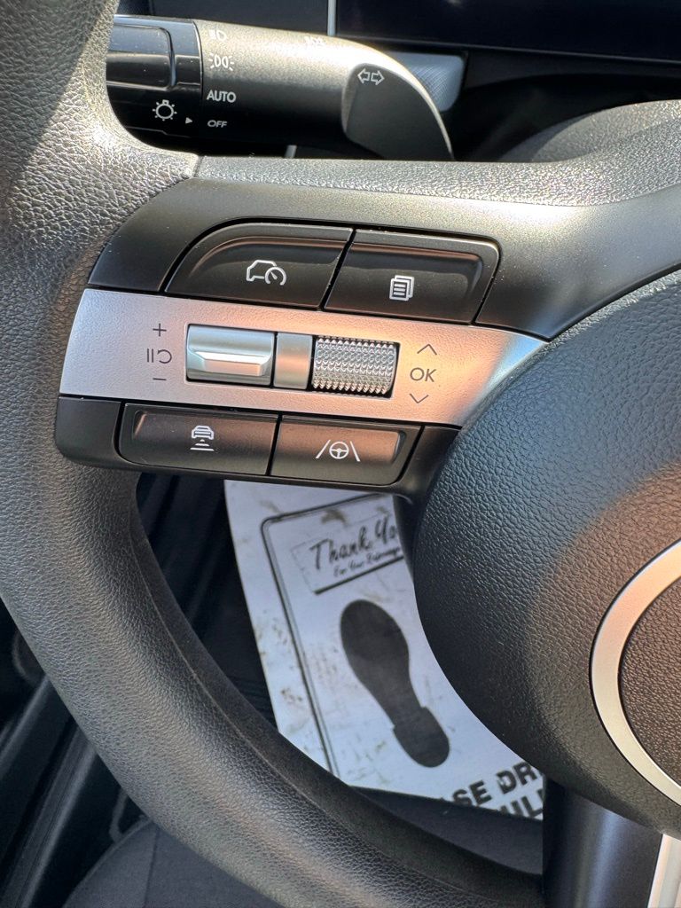 2025 Hyundai Sonata SE - Photo 25