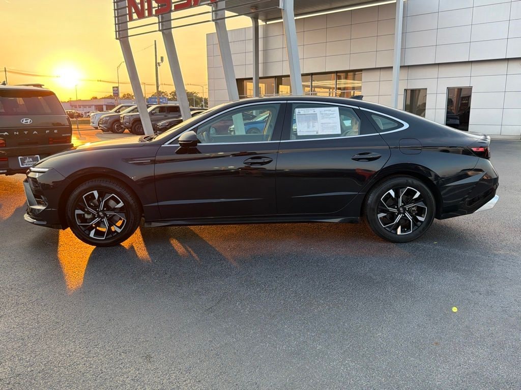 Used 2025 Hyundai Sonata SEL Sedan